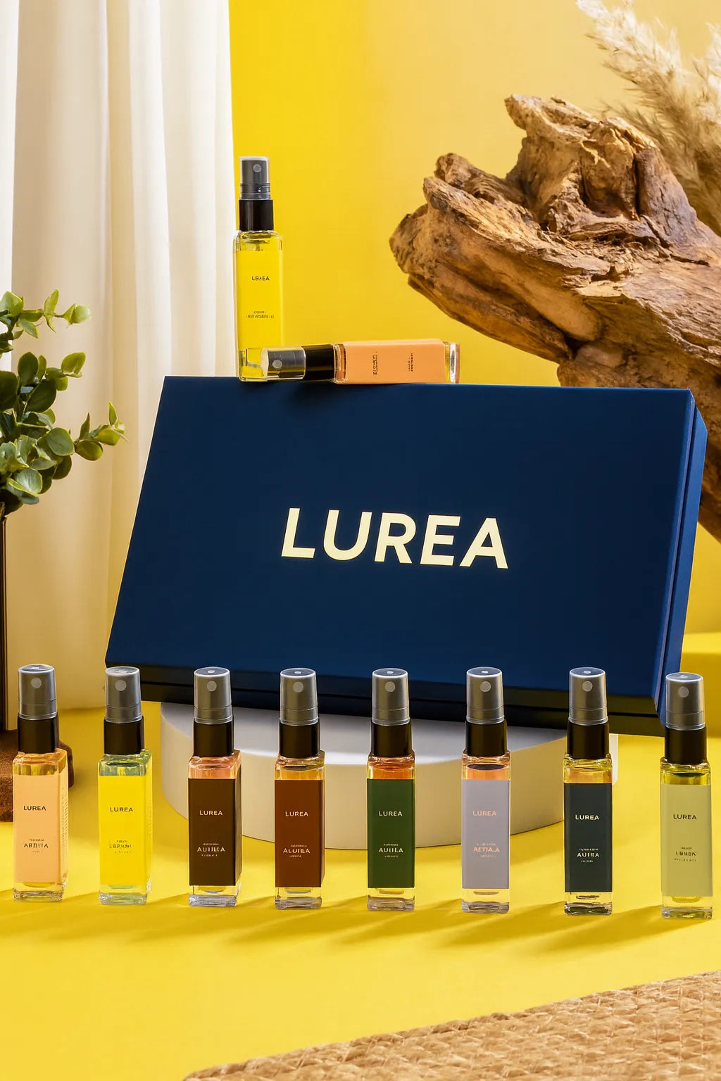 LUREA Discovery Set – Luxury Perfume Gift Box | 8 Signature Eau de Parfum Miniatures | Unisex Collection